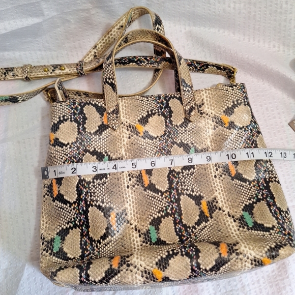 Madewell The Zip-Top TransportCrossbody: Snake Embossed bag - Picture 5 of 15